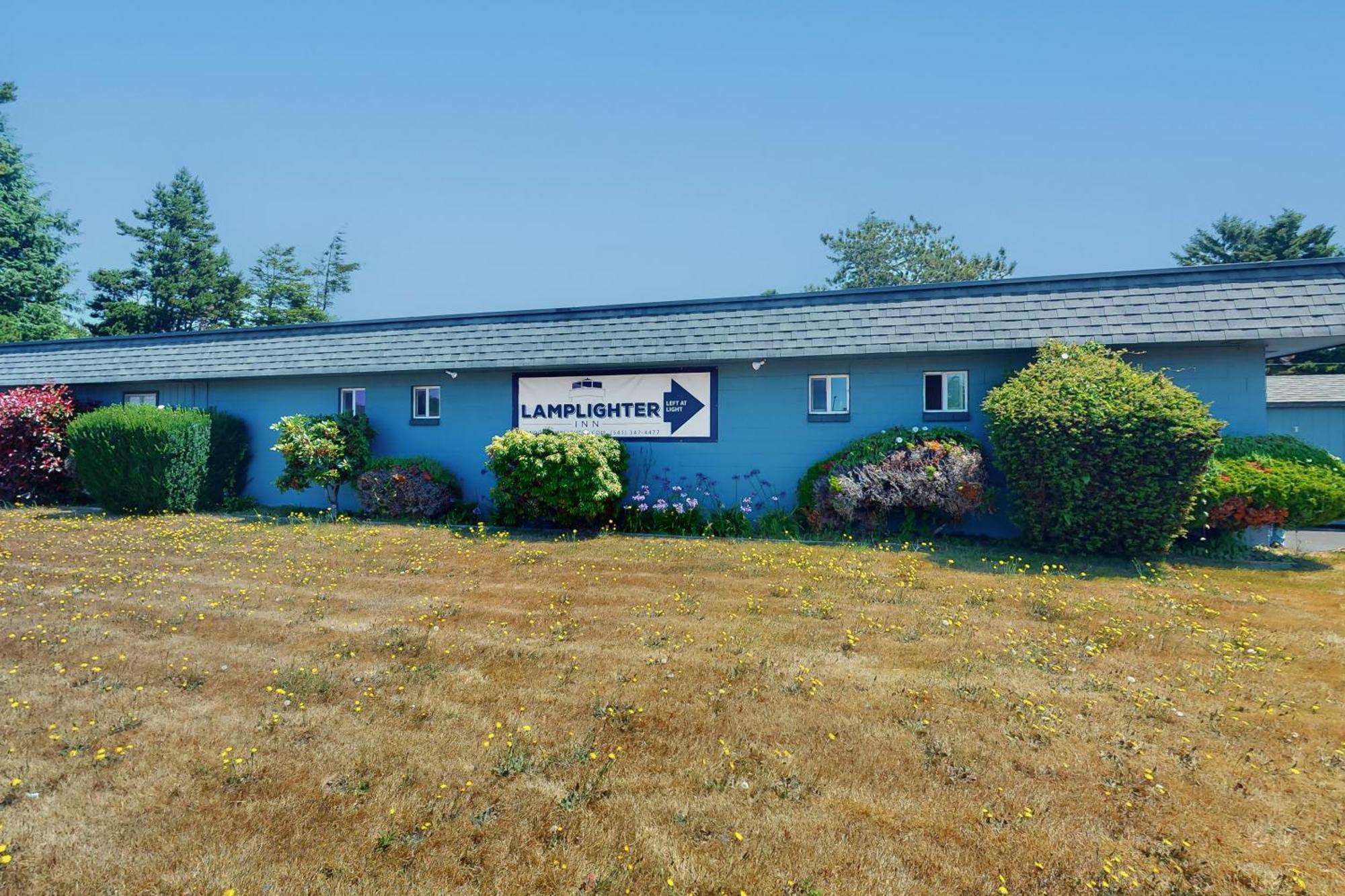Lamplighter Inn - Tropical Fish Cove And Octopus Encounter Bandon Εξωτερικό φωτογραφία